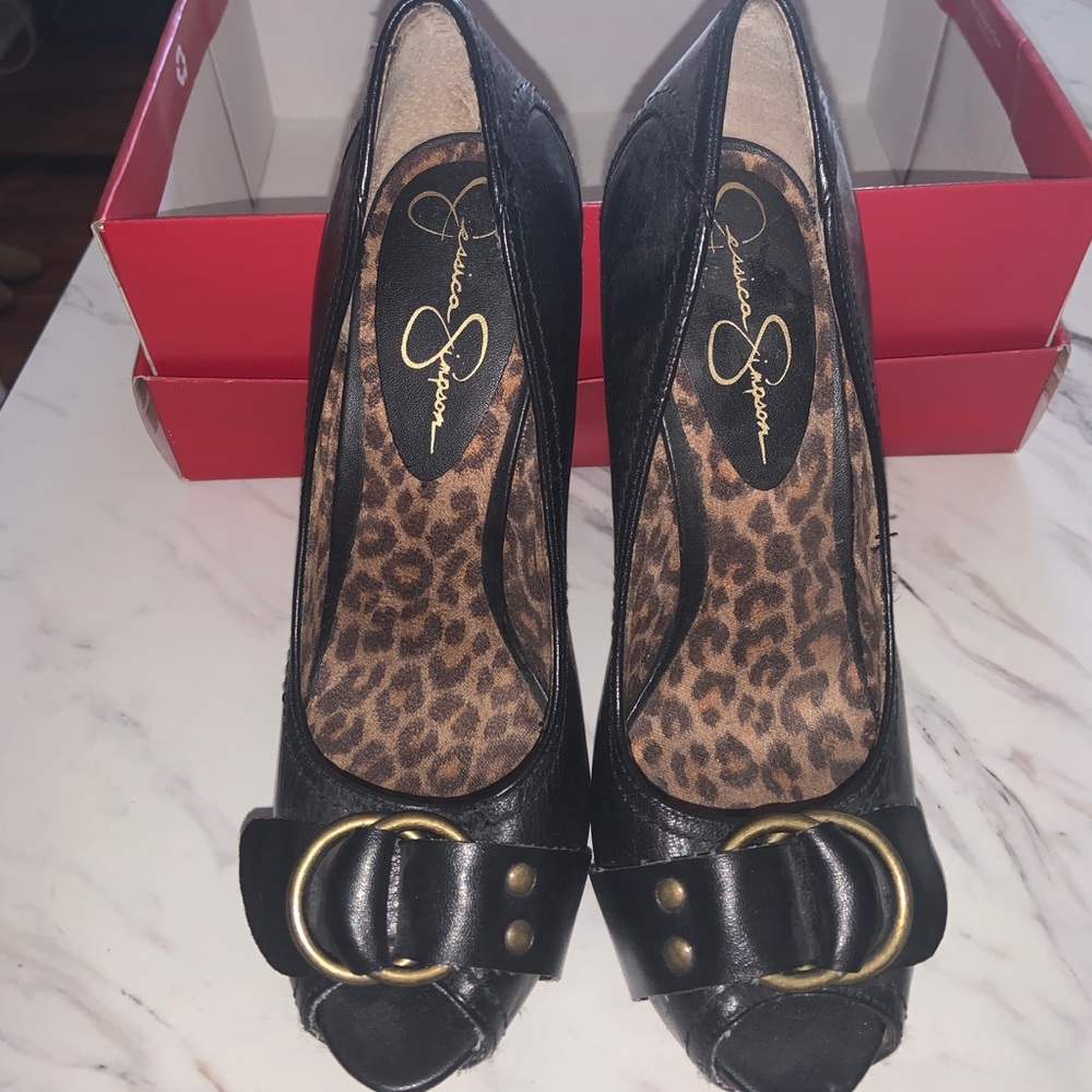 Jessica Simpson peep toe heels Size 6 women’s